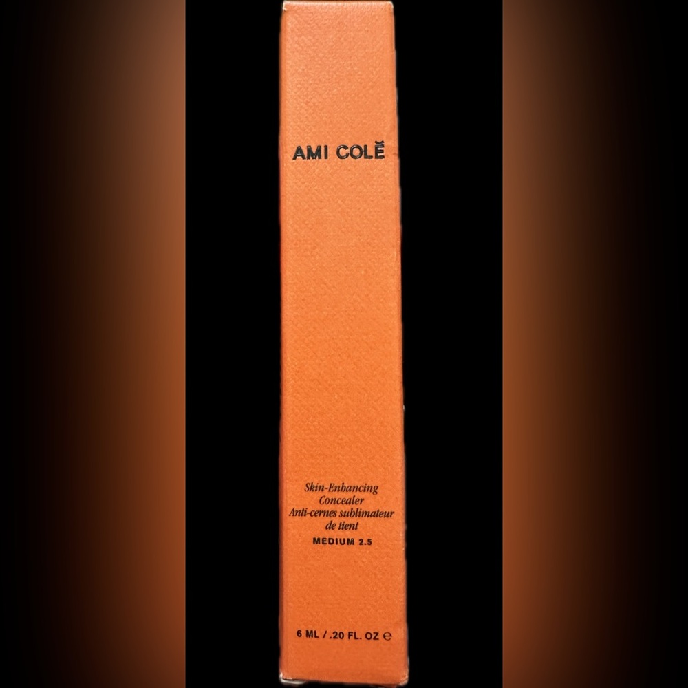 Ami Cole skin enhancing concealer in medium 2.5 New in box sealed full size